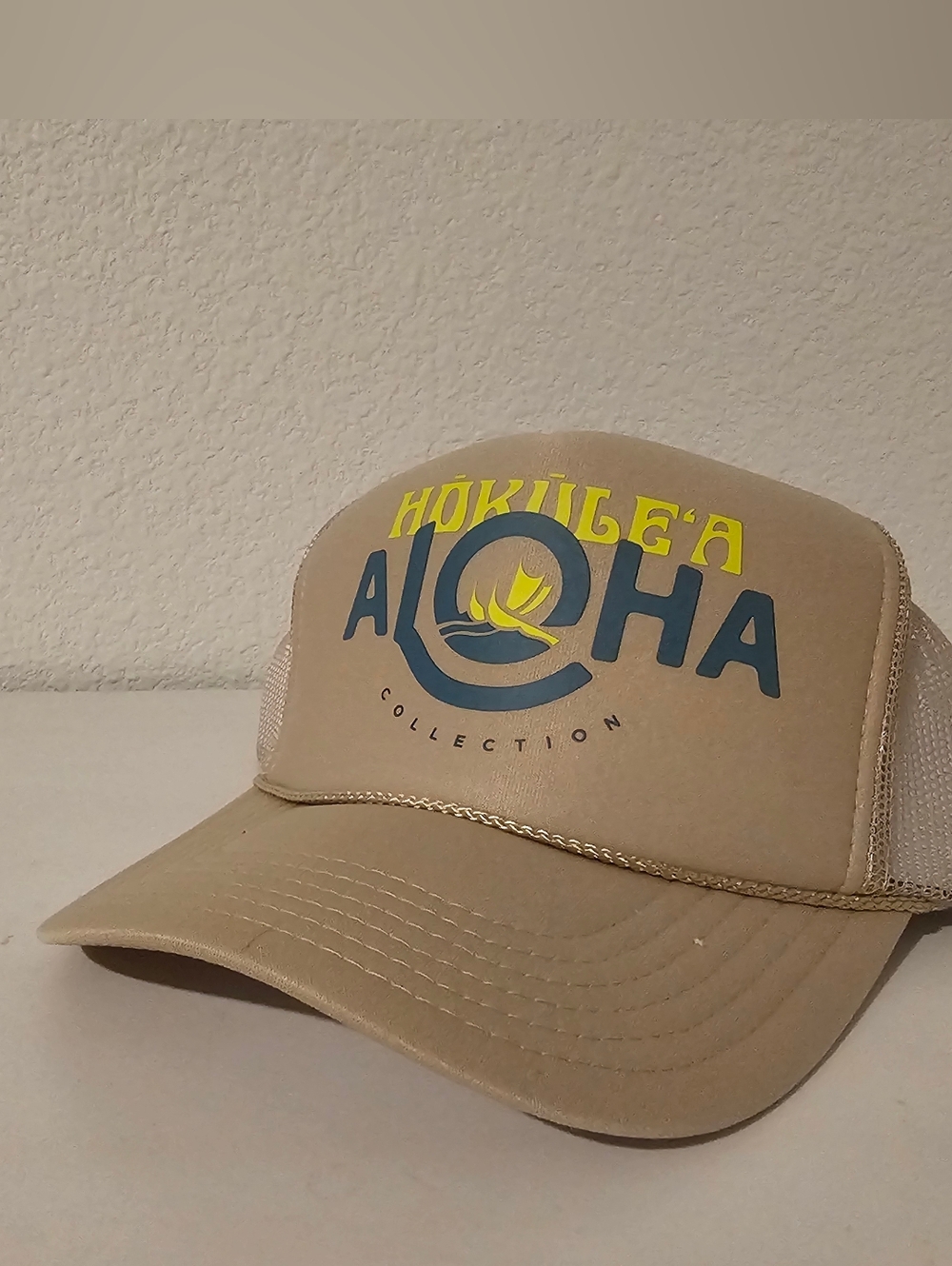 Aloha Collection Hokulea Trucker Cap, NEW
